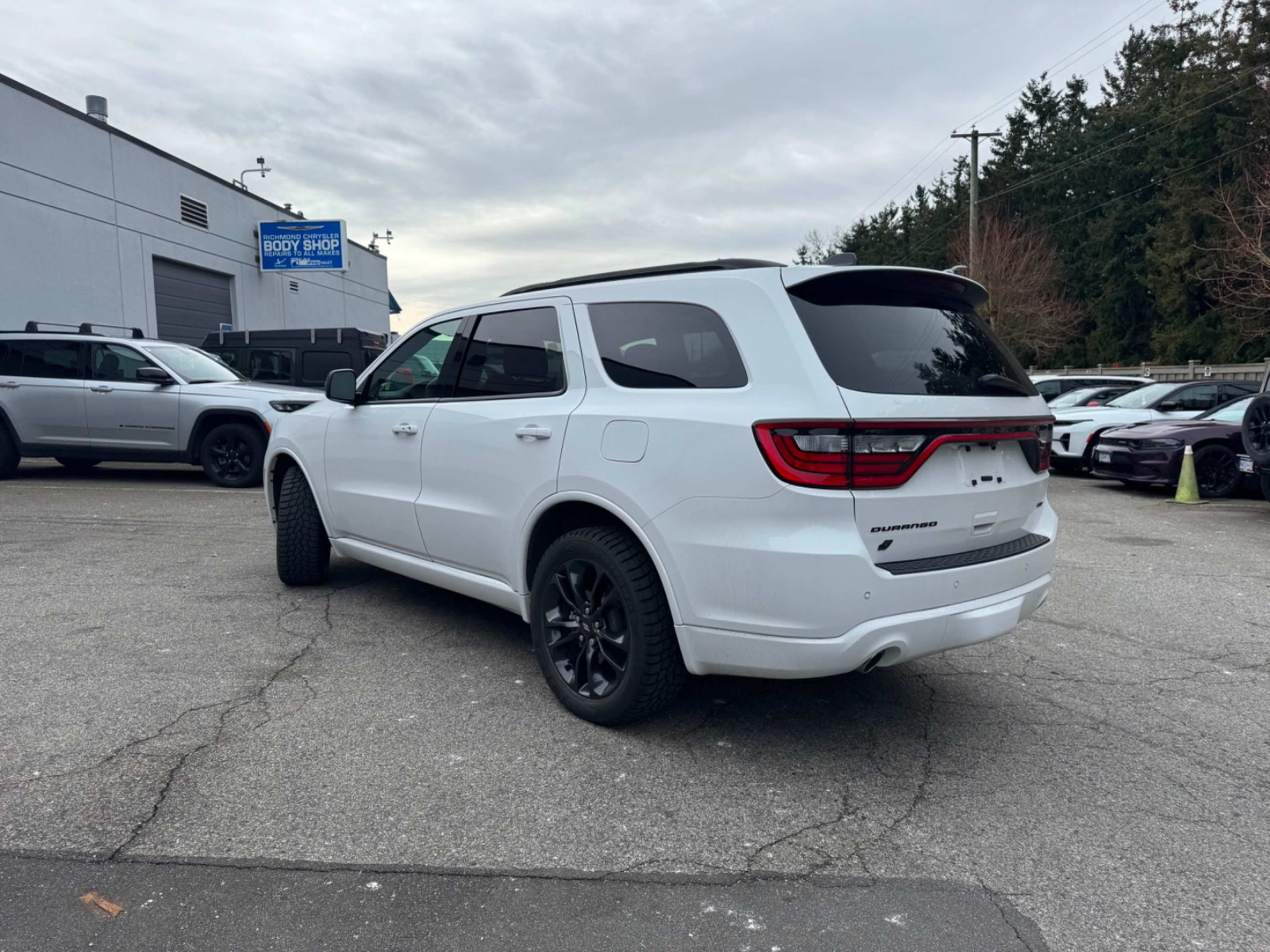 2024 Dodge Durango GT Premium photo 4