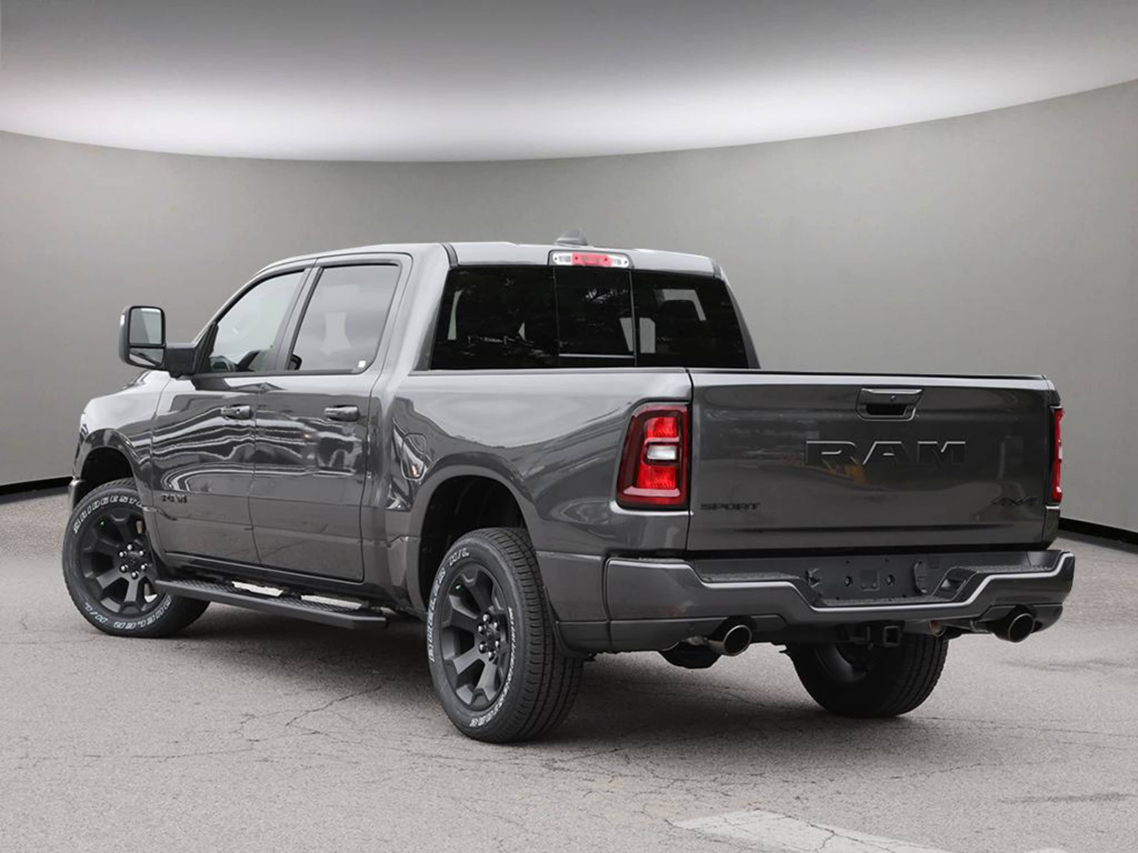 2025 Ram 1500 Sport photo 4