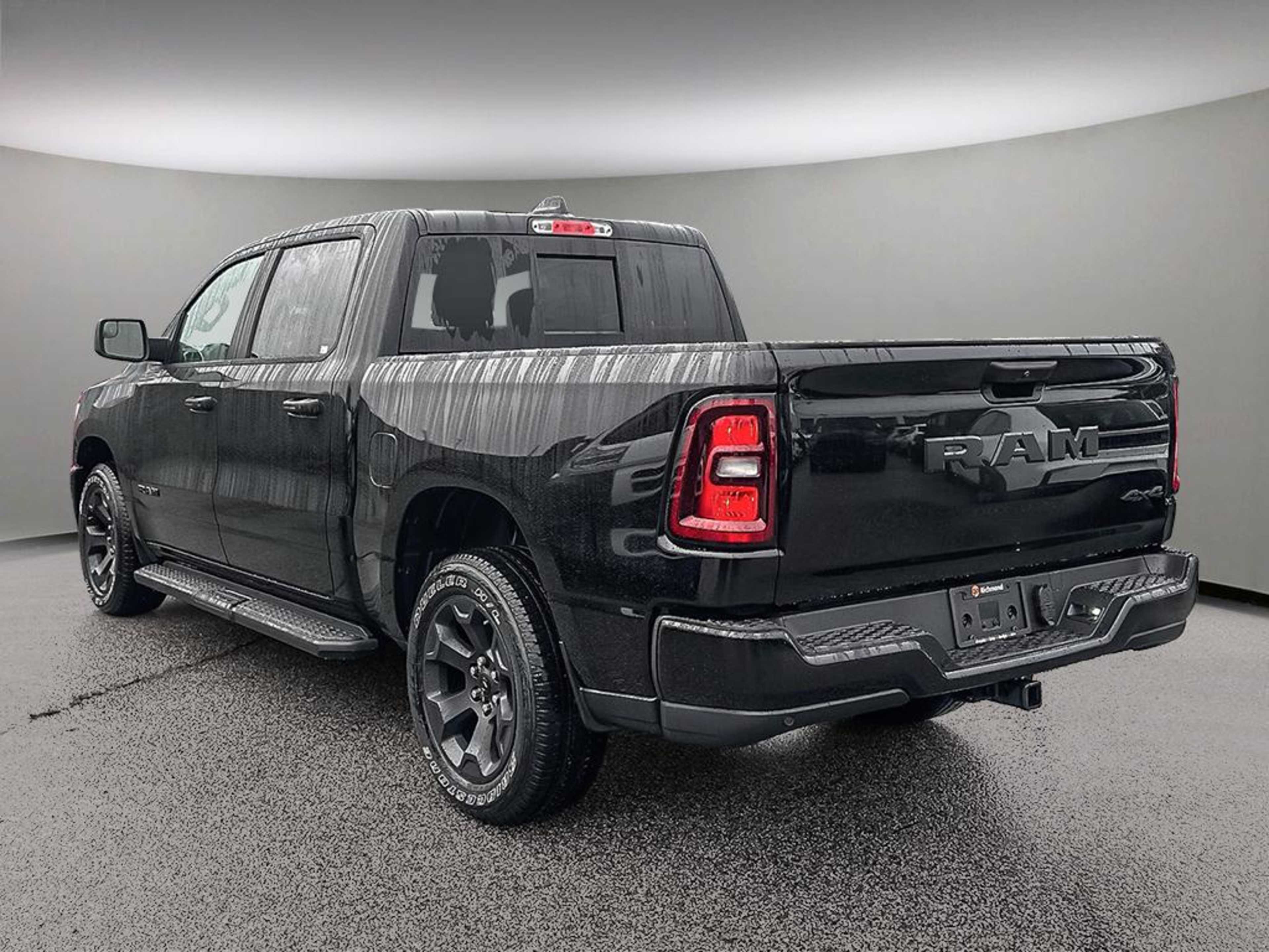 2026 Ram 1500 Express photo 4