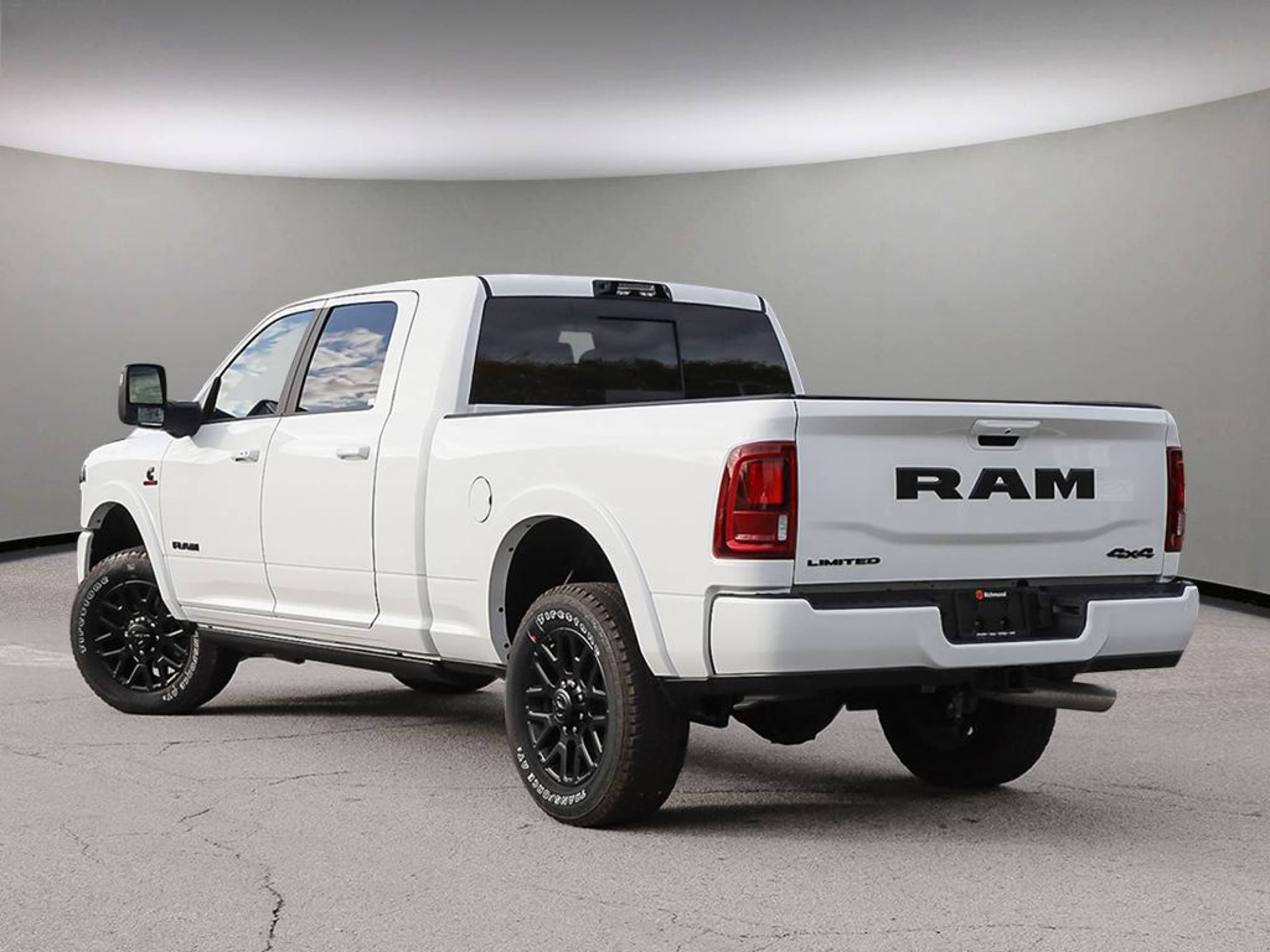 2026 Ram 3500 Limited Longhorn photo 4