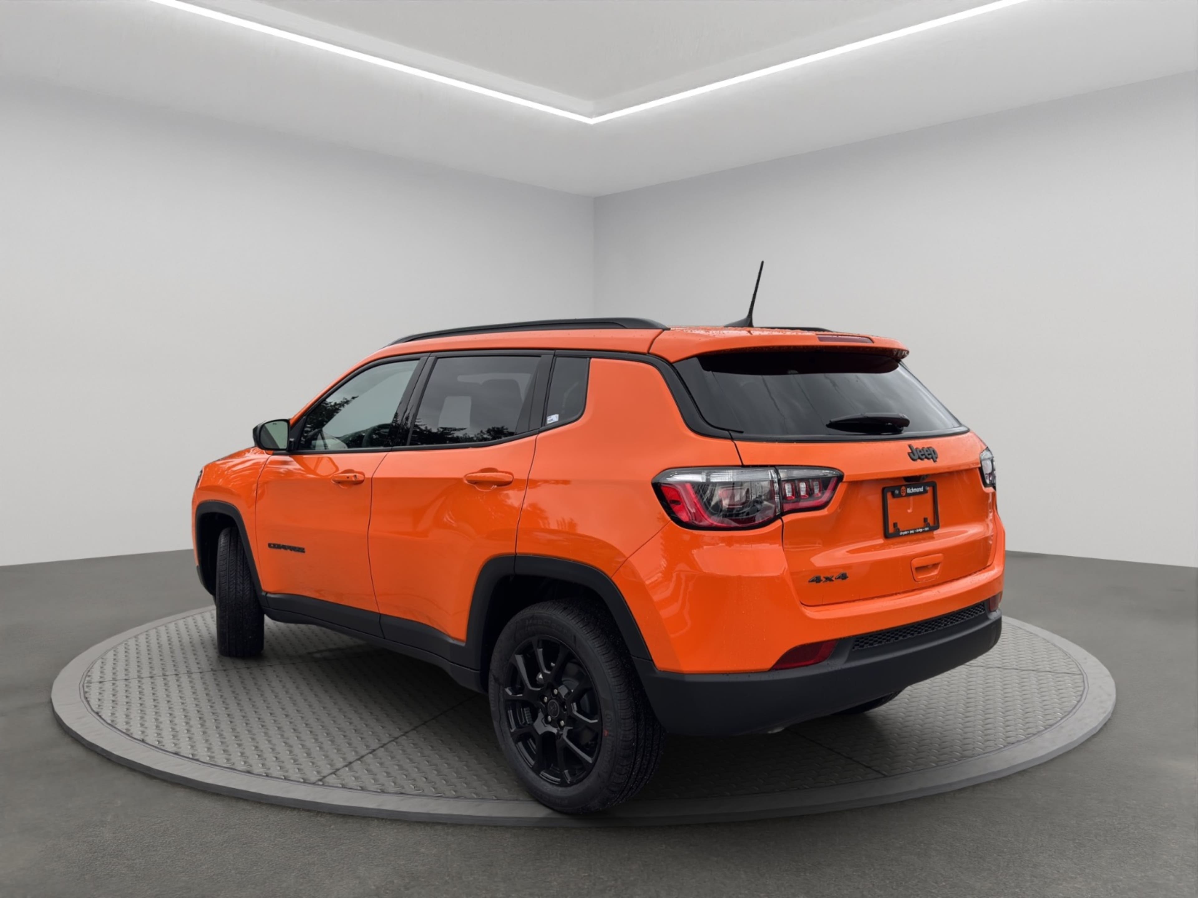 2026 Jeep Compass North Edition photo 4