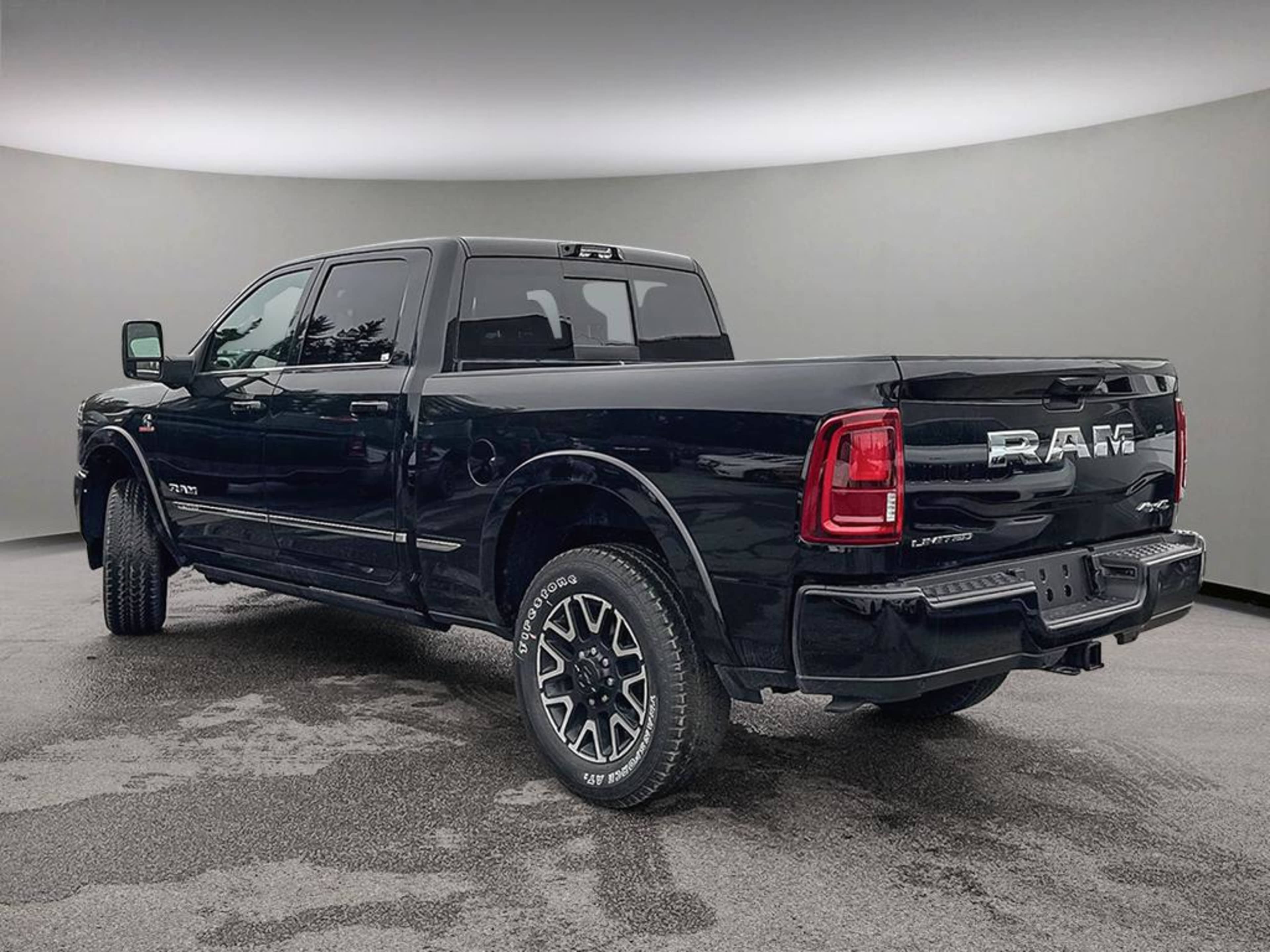 2026 Ram 3500 Limited photo 4