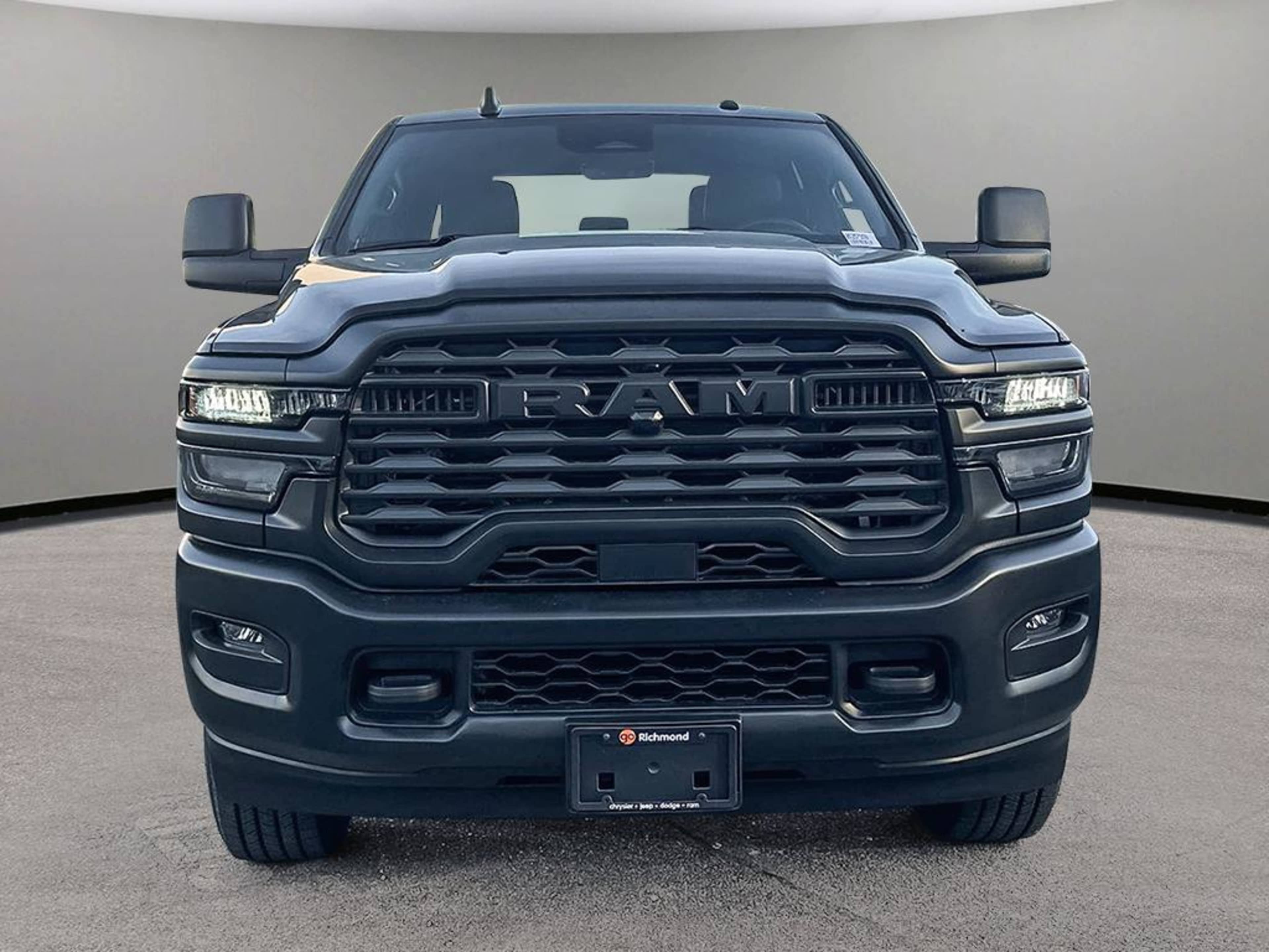 2026 Ram 3500 Tradesman photo 2