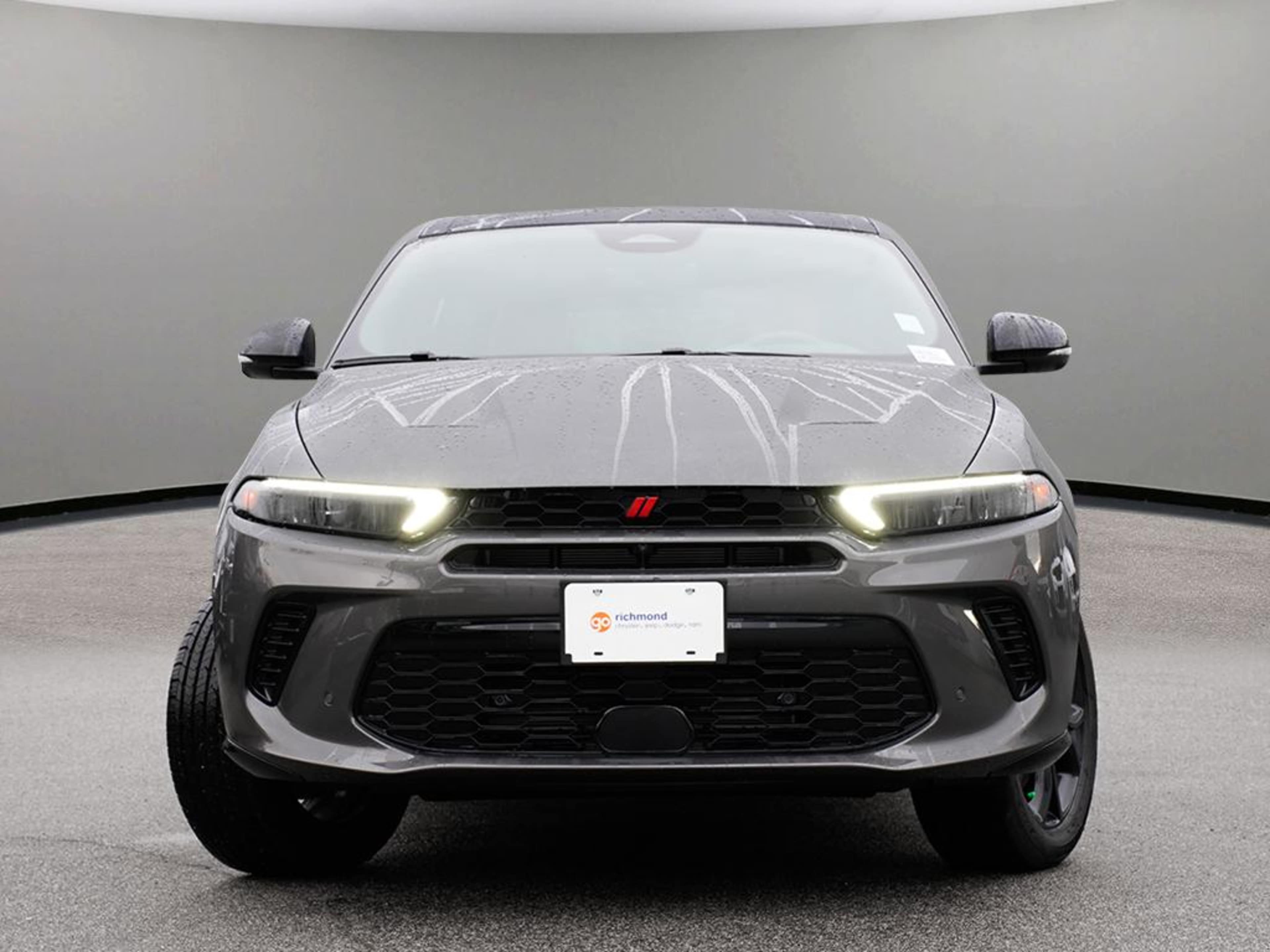 2024 Dodge Hornet R/T Plus photo 2