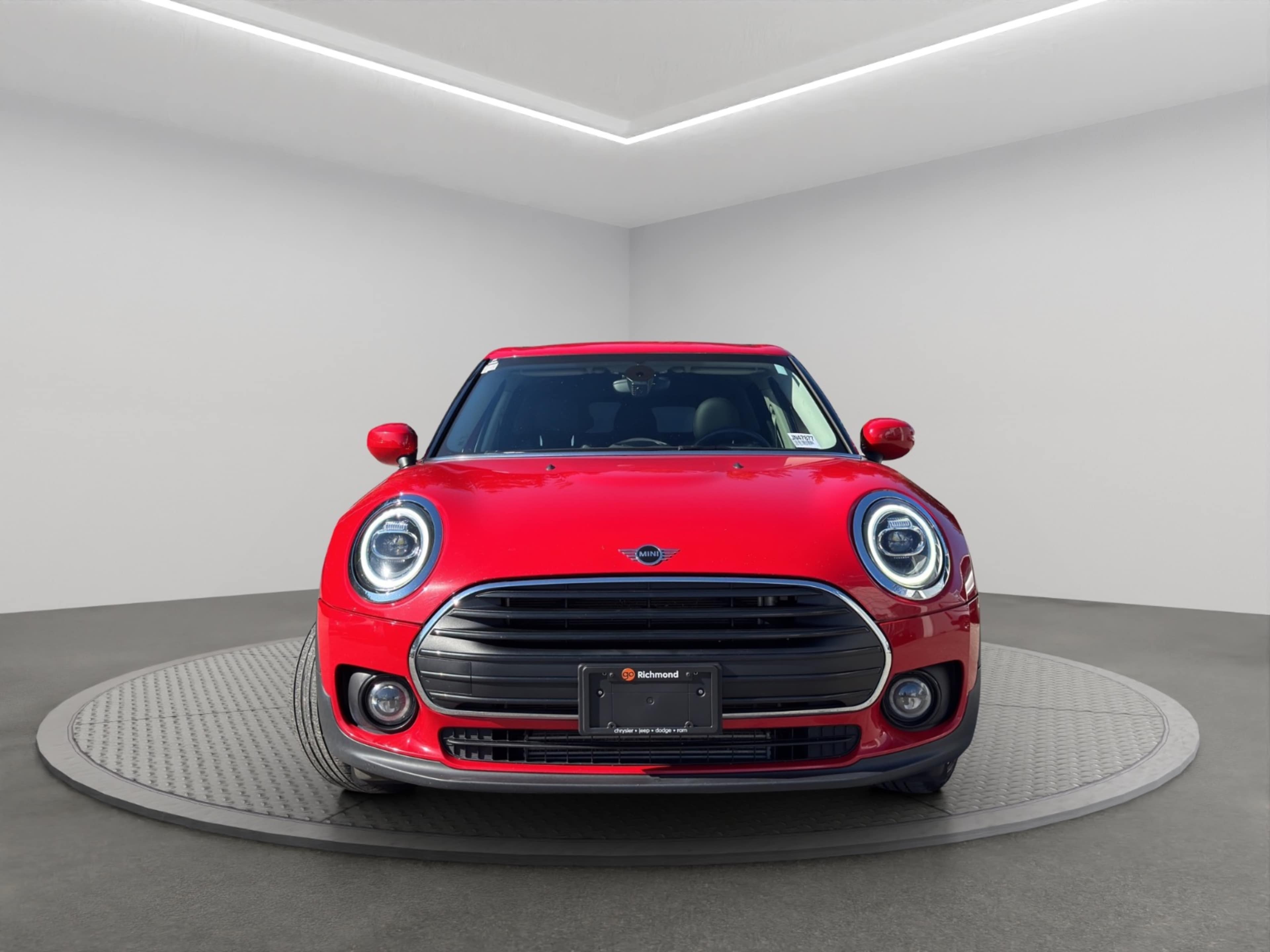 2021 Mini Clubman Base ALL4 photo 2