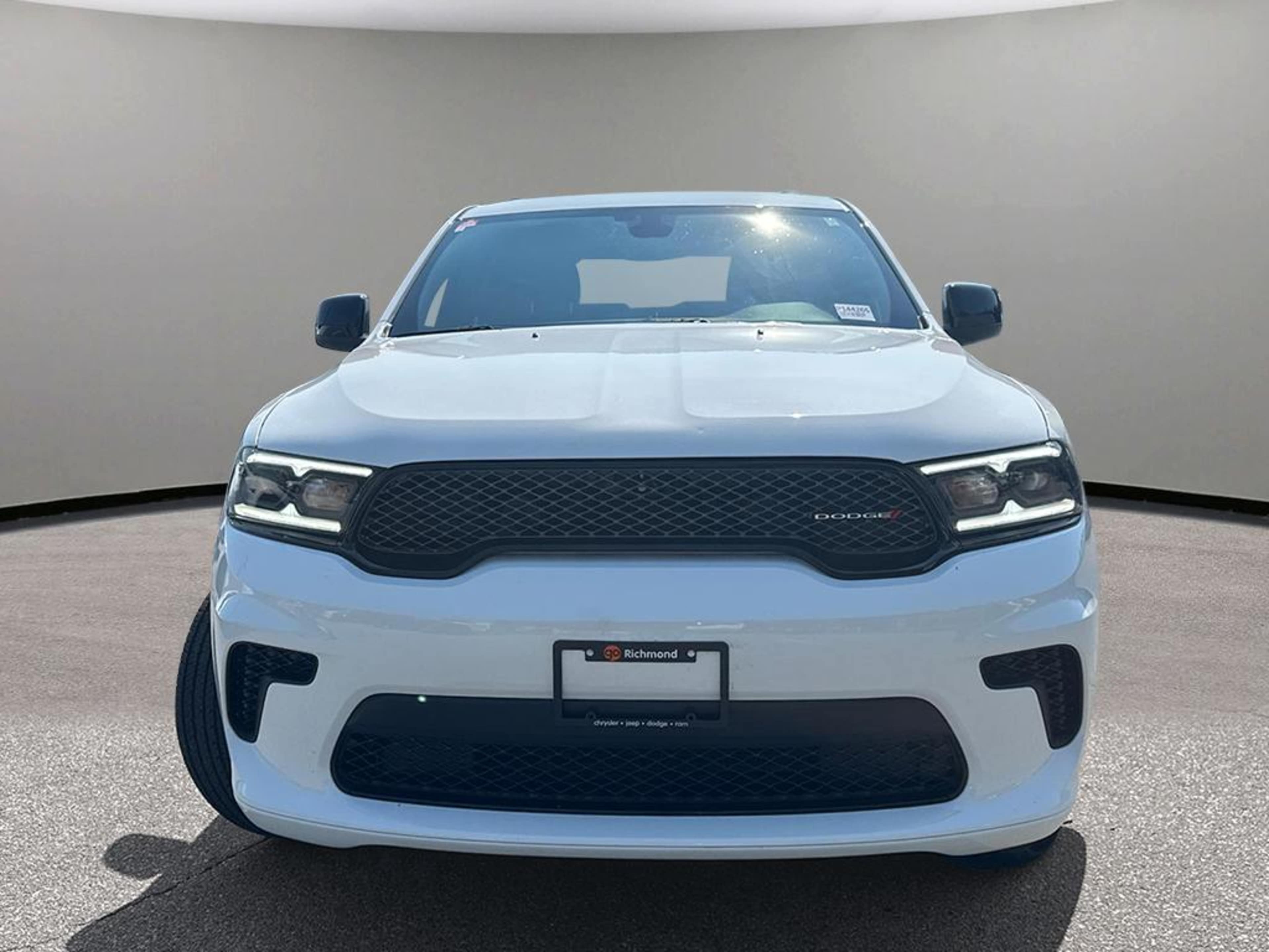 2024 Dodge Durango SXT photo 2
