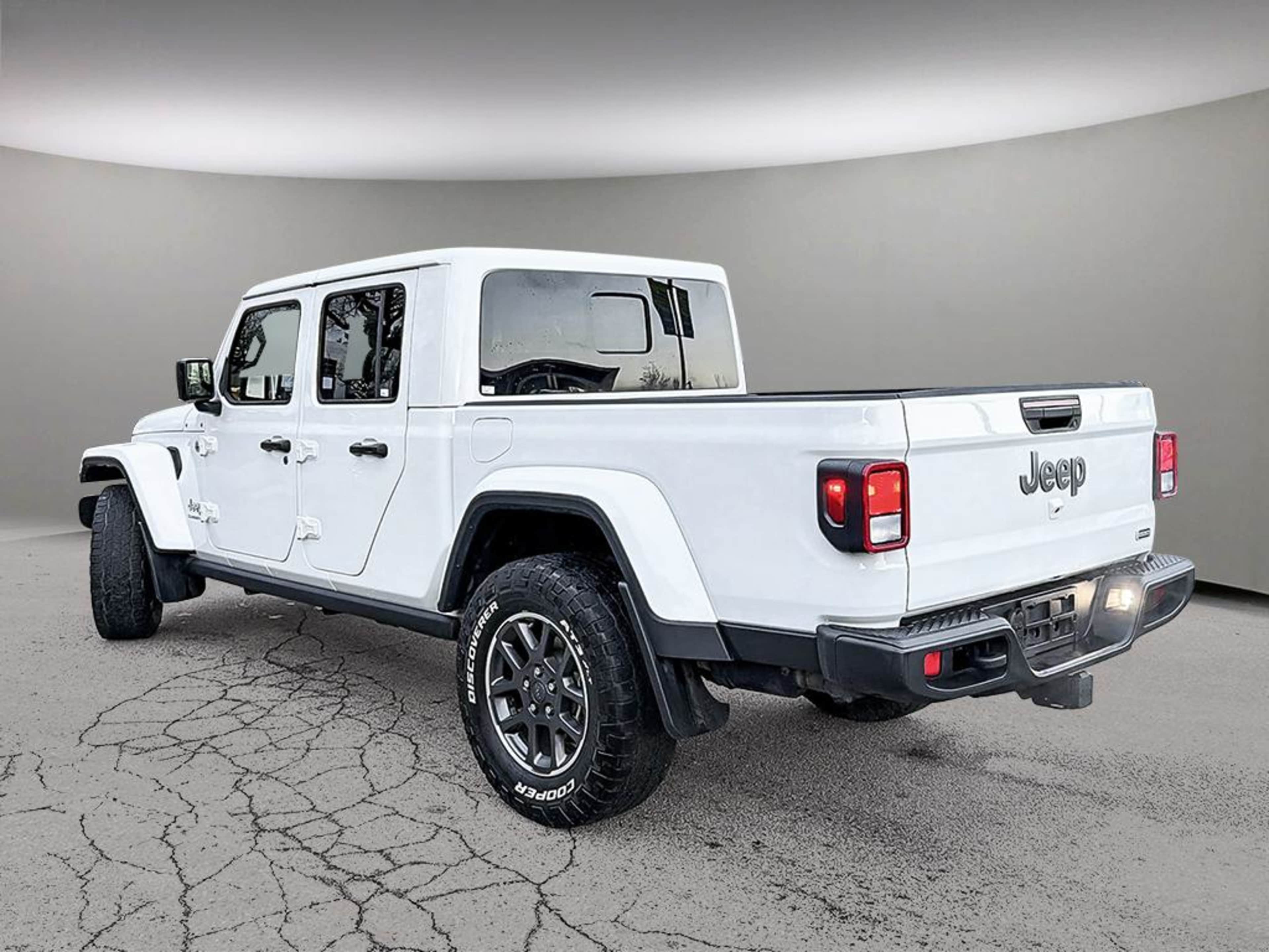 2020 Jeep Gladiator Overland photo 4