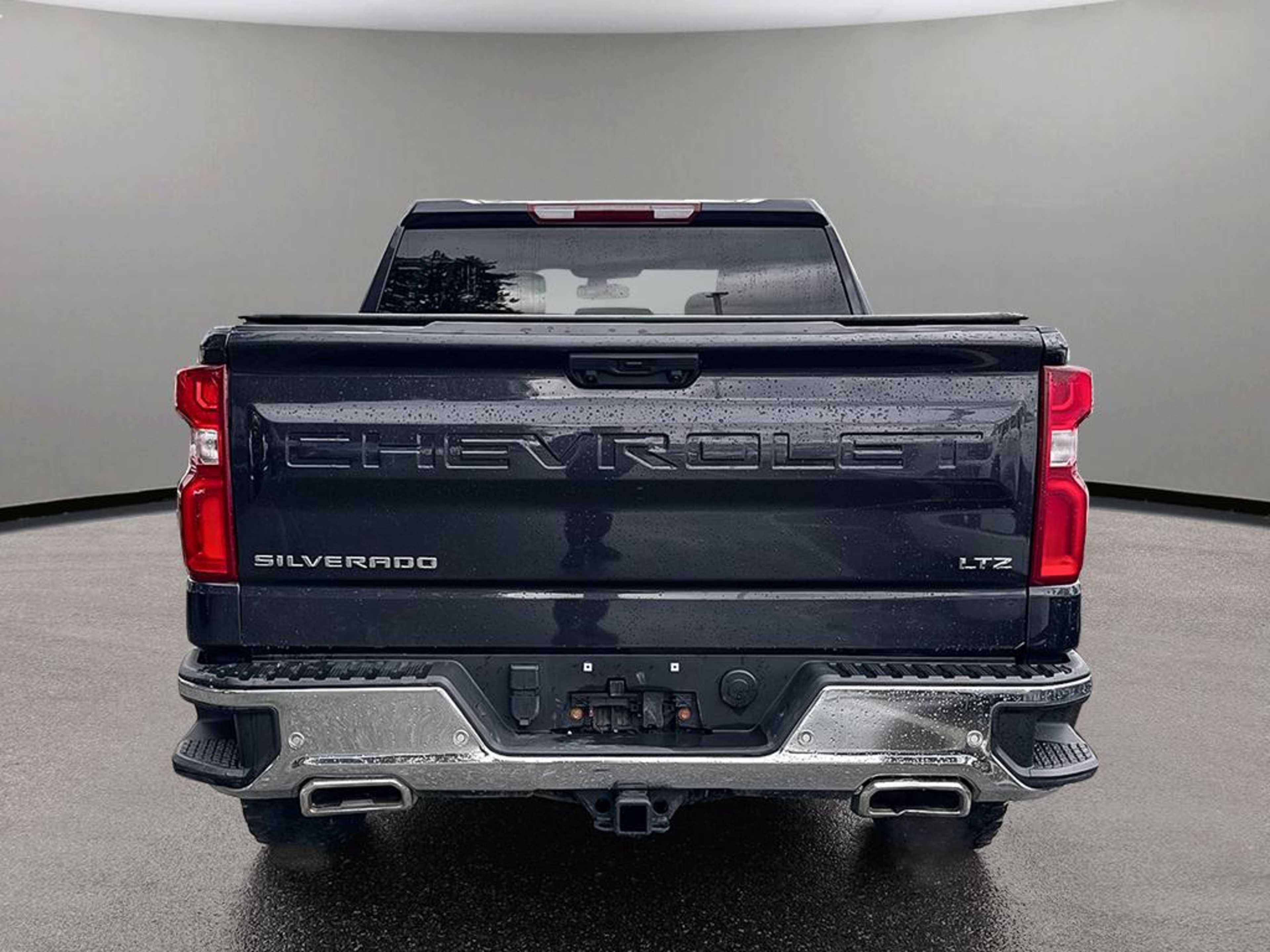 2022 Chevrolet Silverado 1500 LTZ photo 4