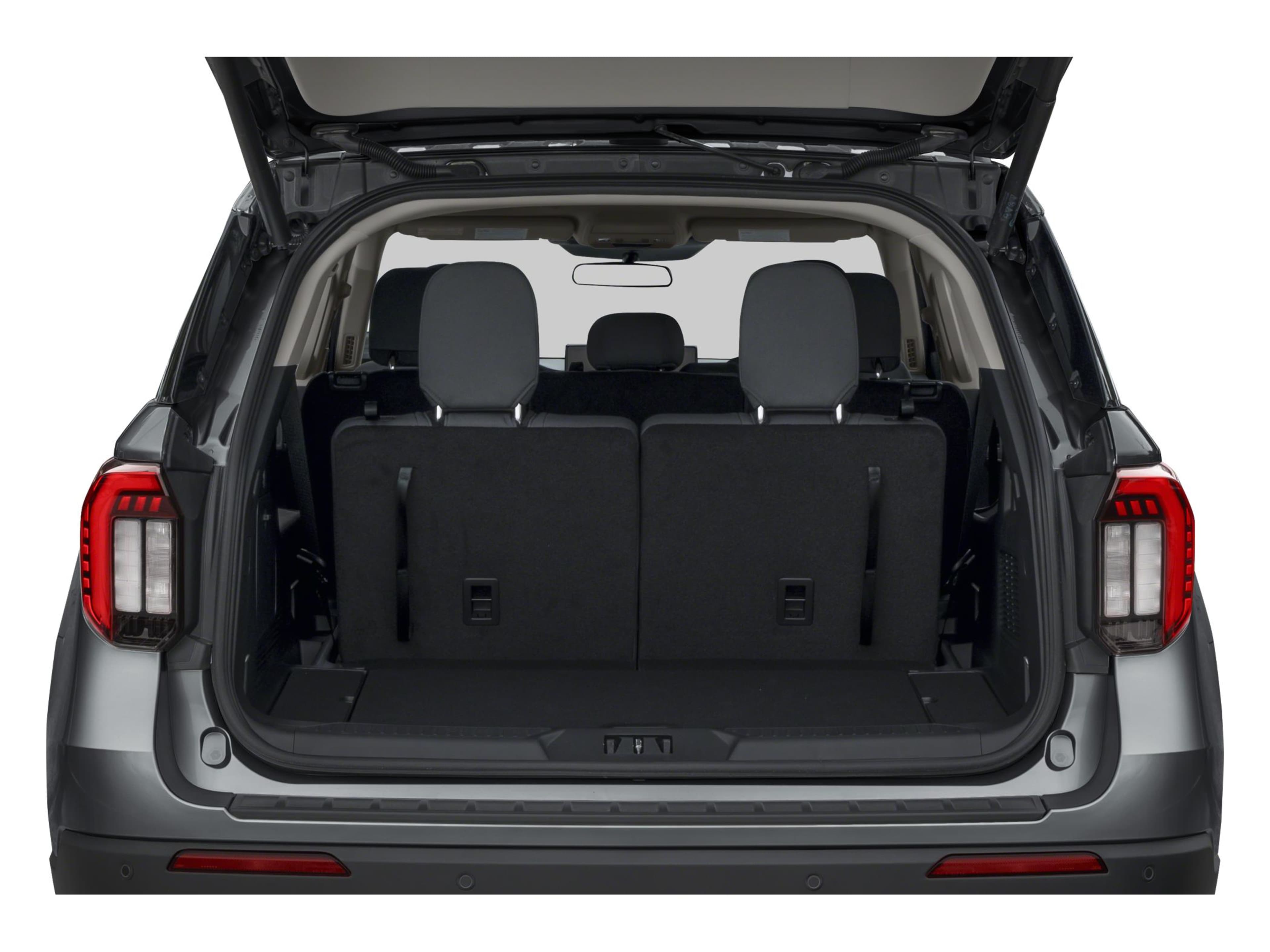 2026 Ford Explorer photo 4