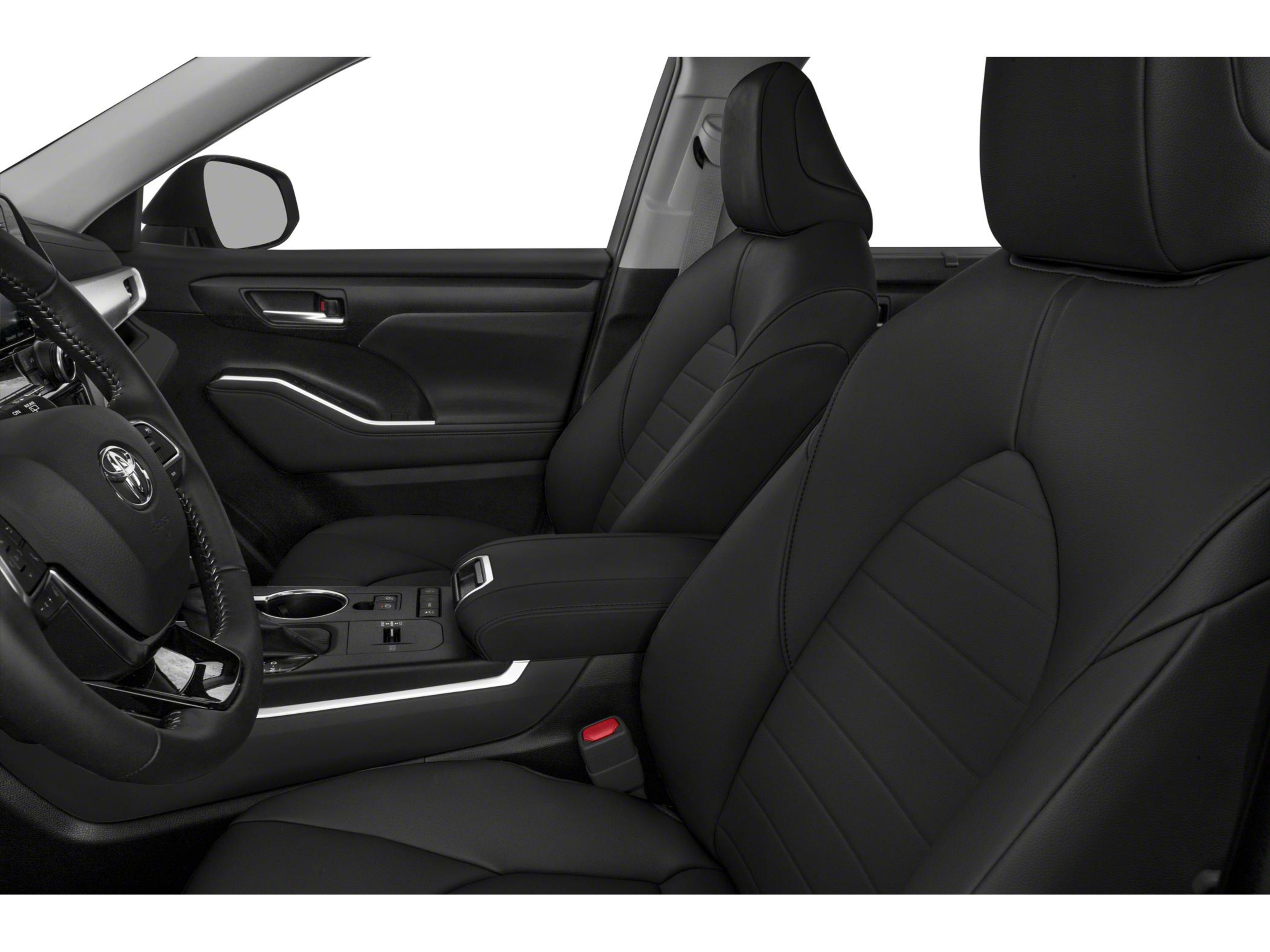 2021 Toyota Highlander XLE photo 3