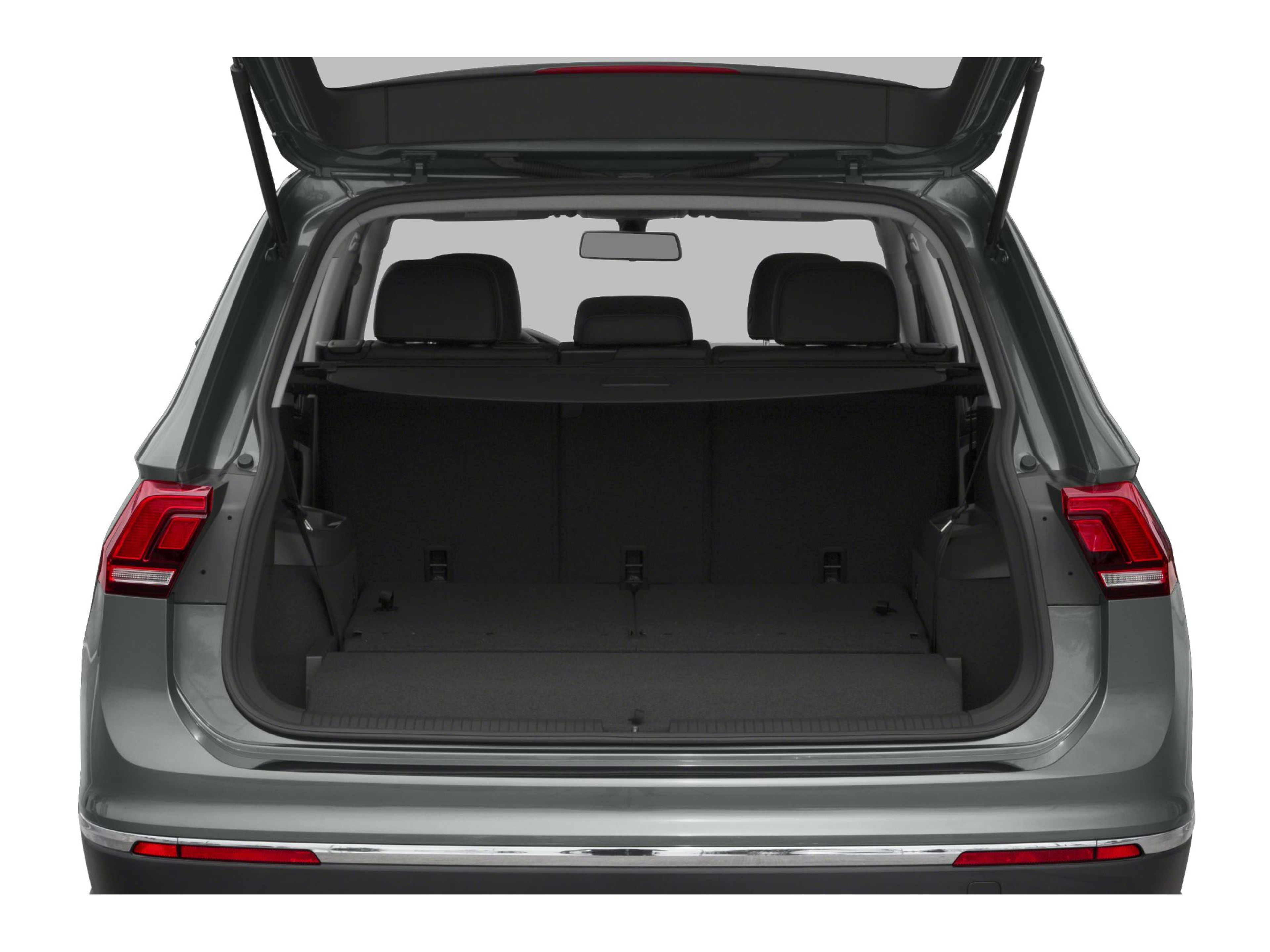 2020 Volkswagen Tiguan SEL photo 4