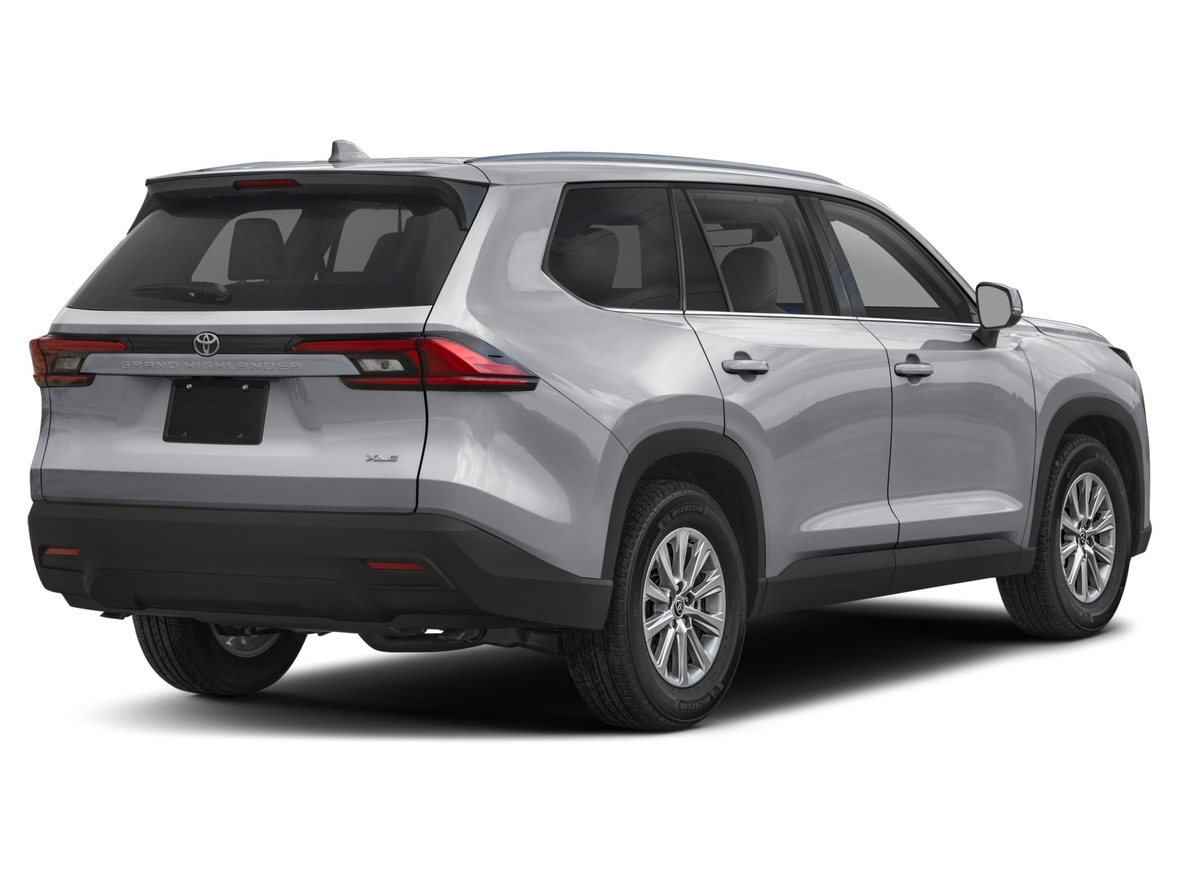 2024 Toyota Grand Highlander XLE AWD photo 3