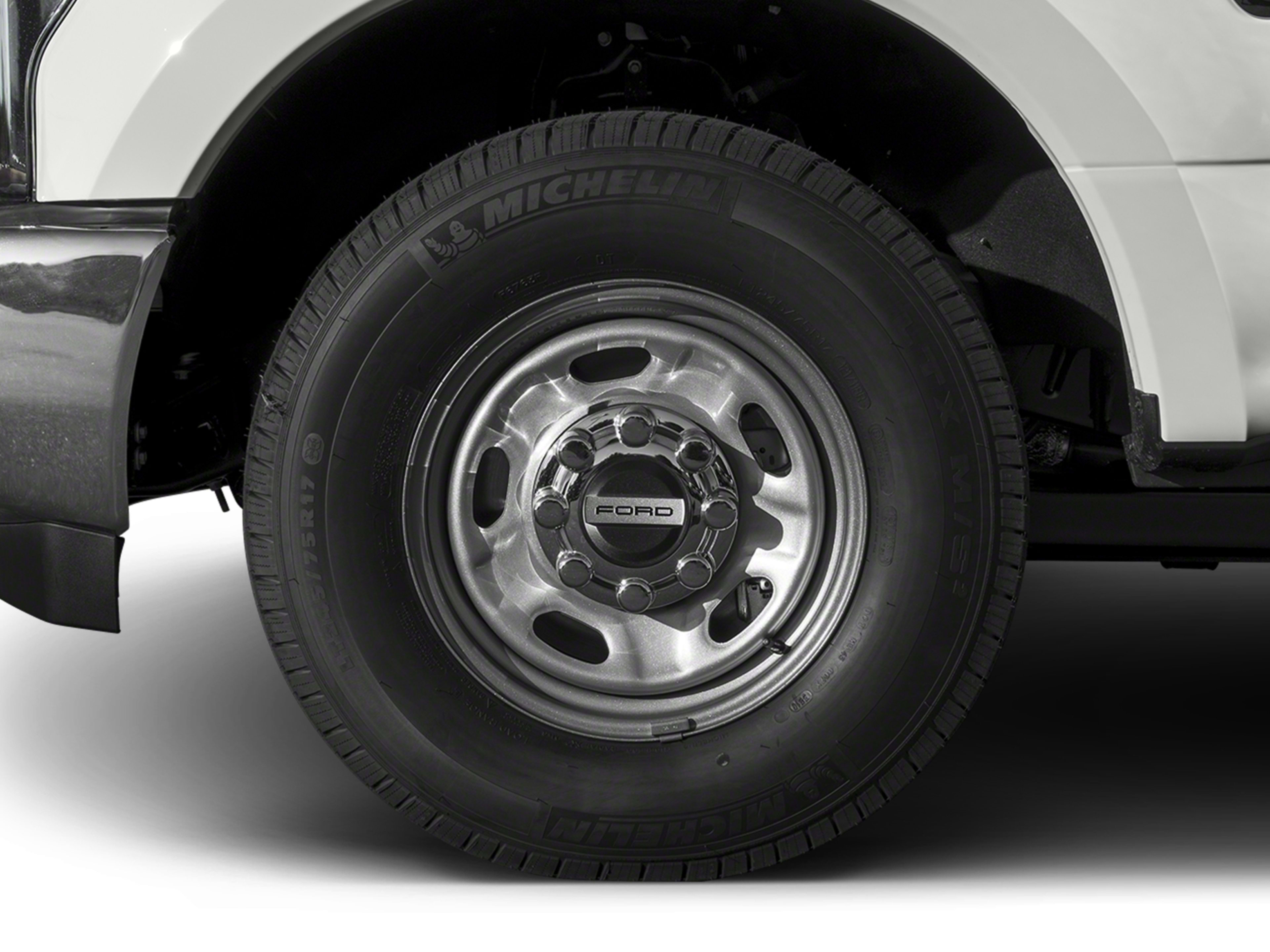 2017 Ford F-350 Platinum photo 3