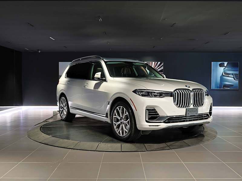 2021 BMW X7