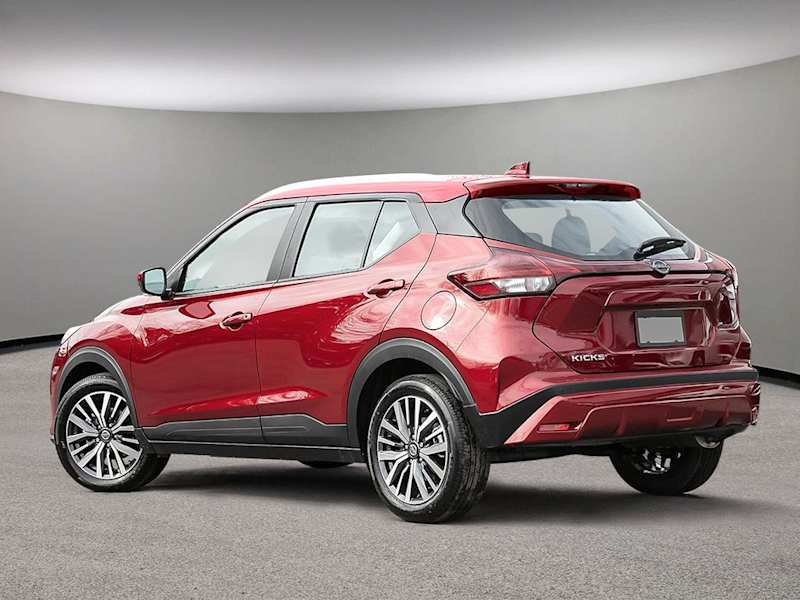 2025 Nissan Kicks Play