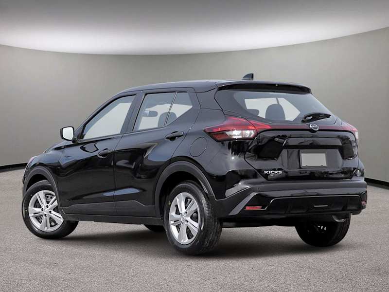 2025 Nissan Kicks Play