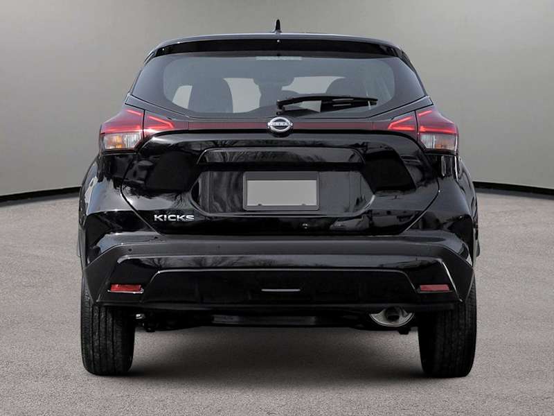 2025 Nissan Kicks Play