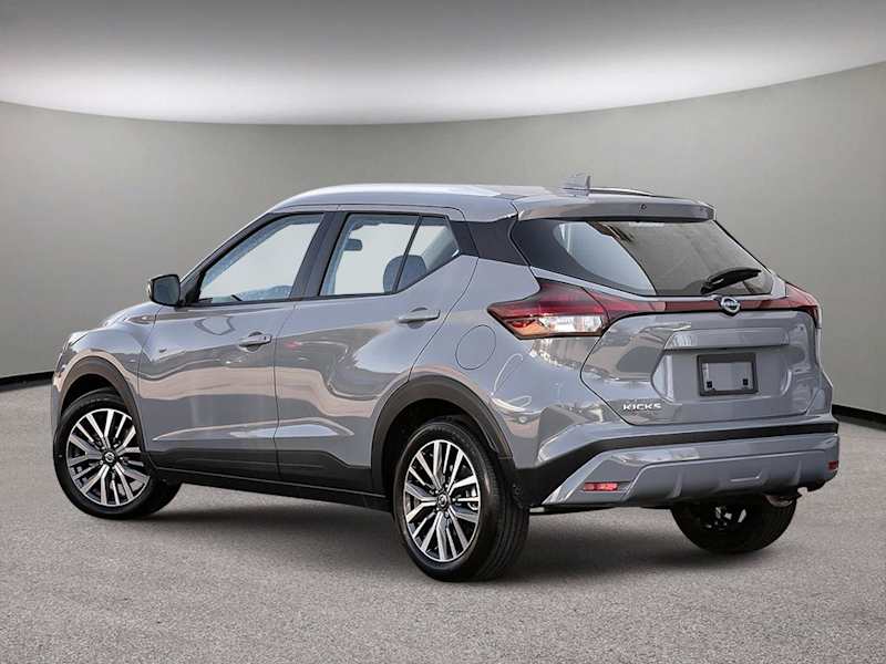 2025 Nissan Kicks Play