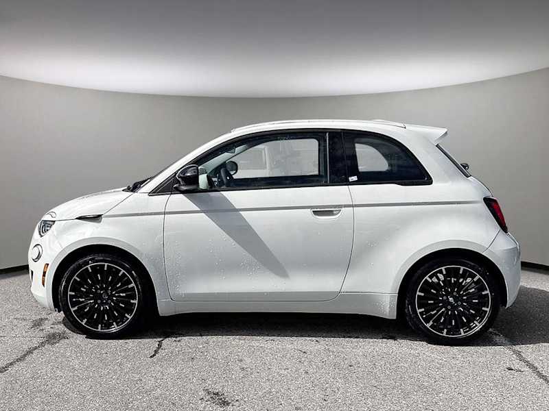 2026 FIAT 500e