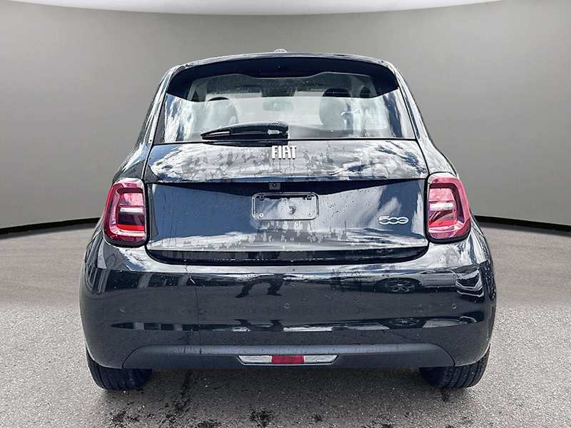 2026 FIAT 500e