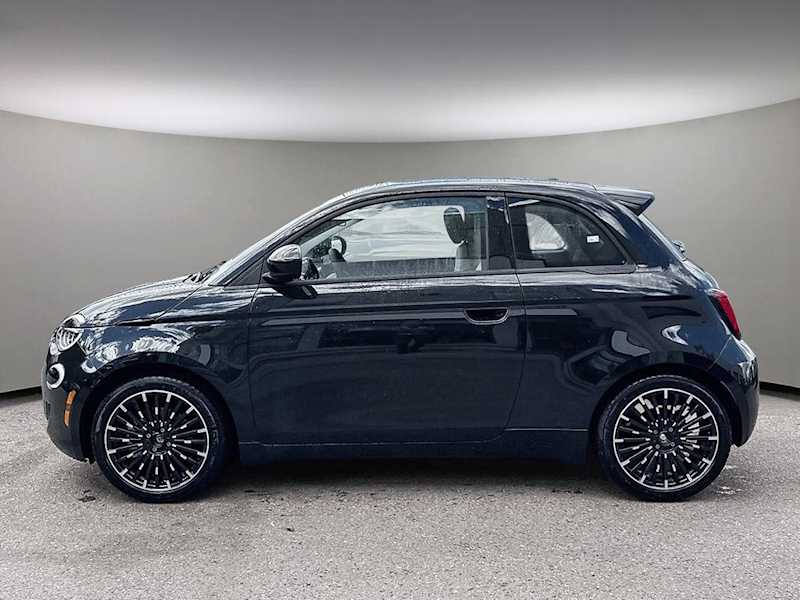 2026 FIAT 500e