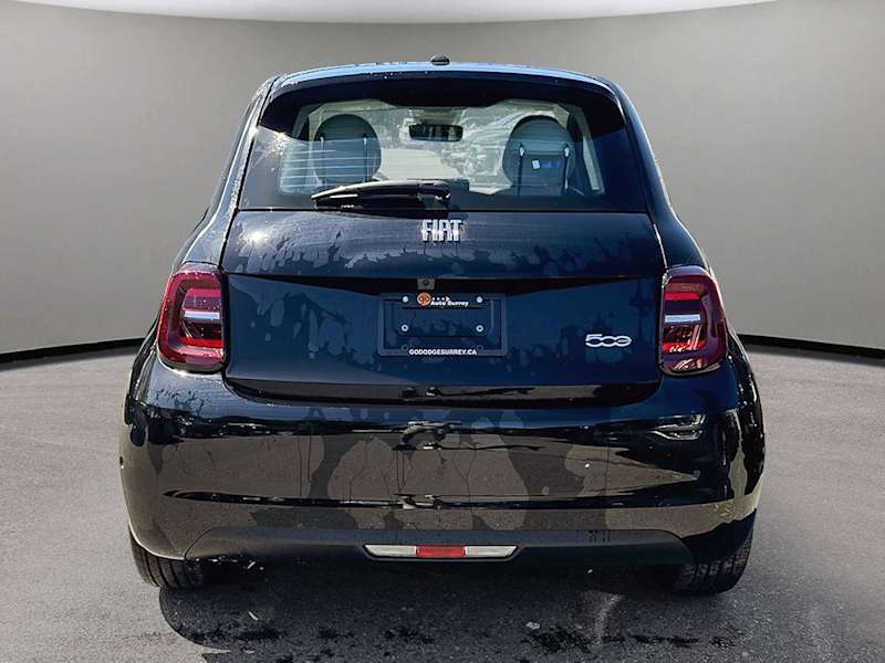 2026 FIAT 500e