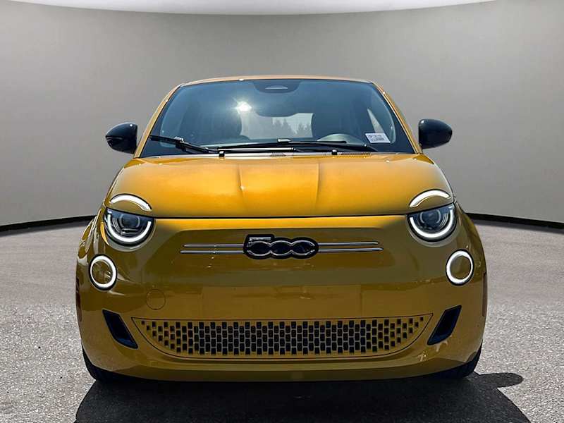 2026 FIAT 500e