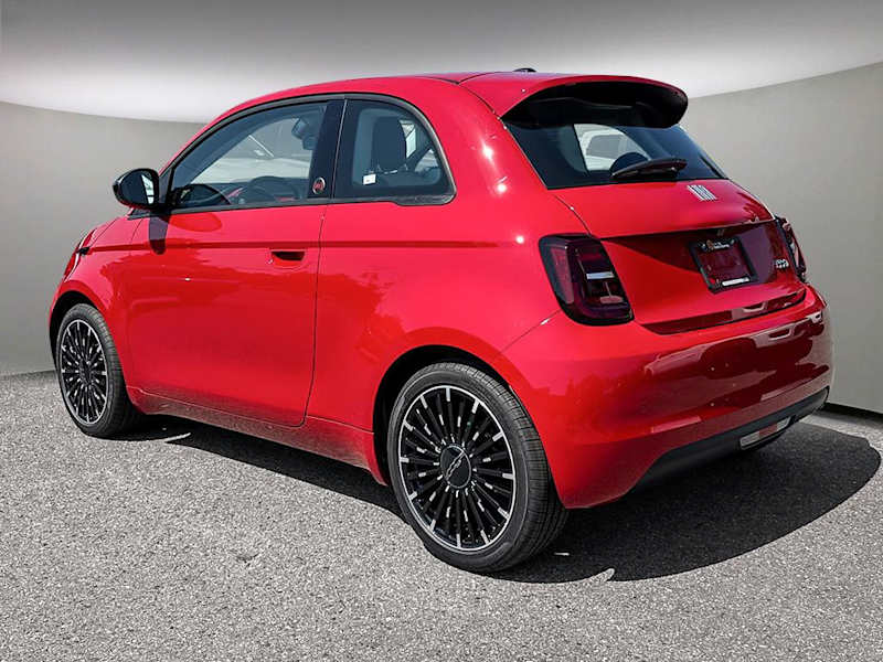 2026 FIAT 500e
