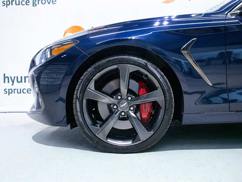 2020 Genesis G70