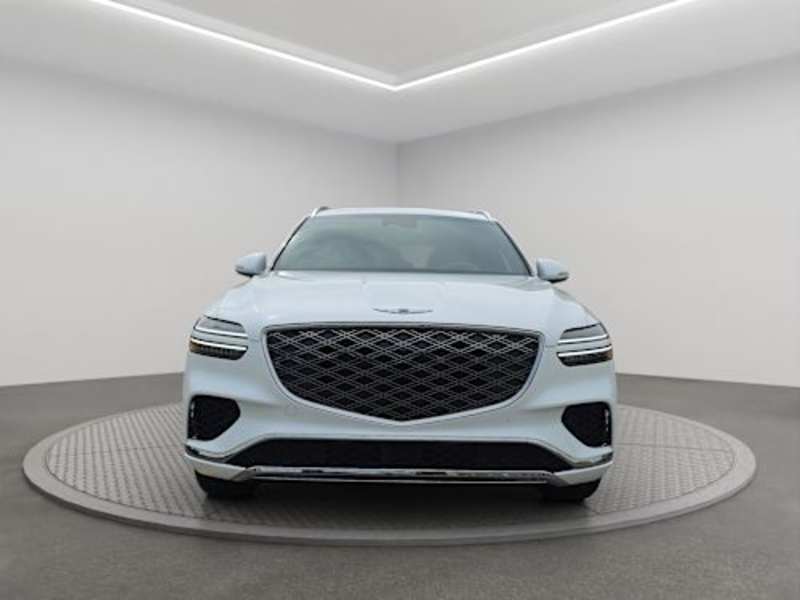 2027 Genesis GV70