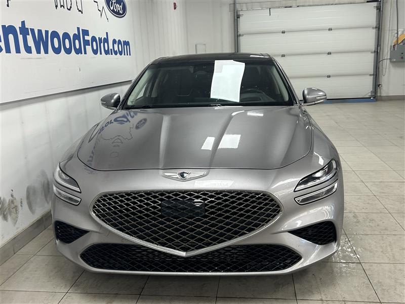2023 Genesis G70