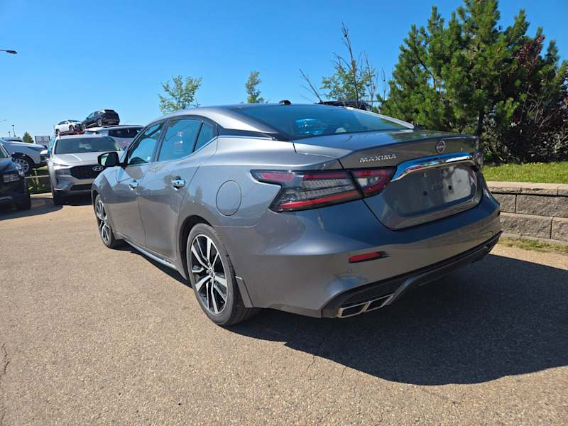 2023 Nissan Maxima