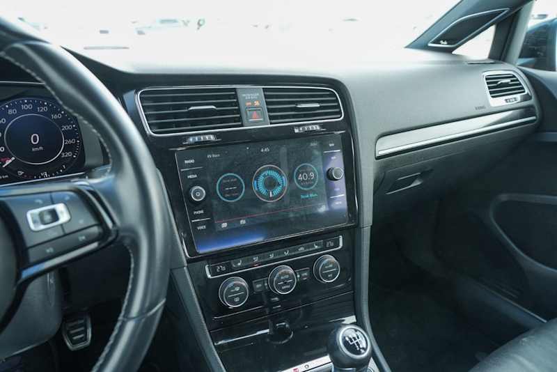 2018 Volkswagen Golf R