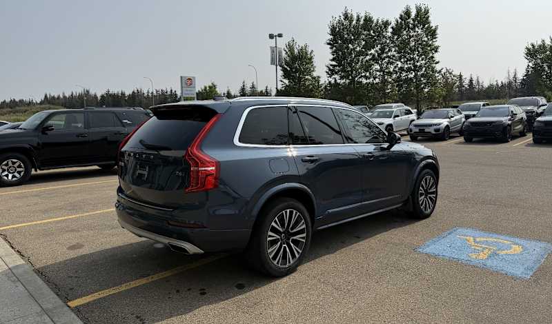2021 Volvo XC90
