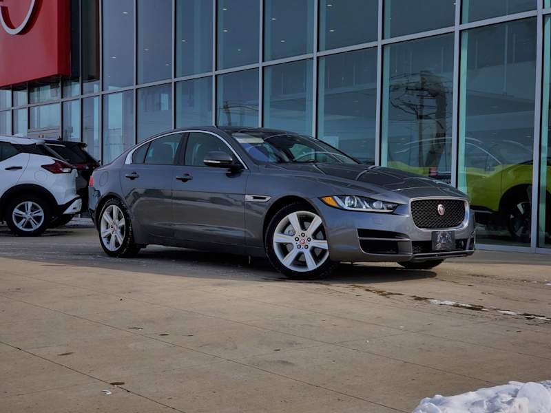 2017 Jaguar XE