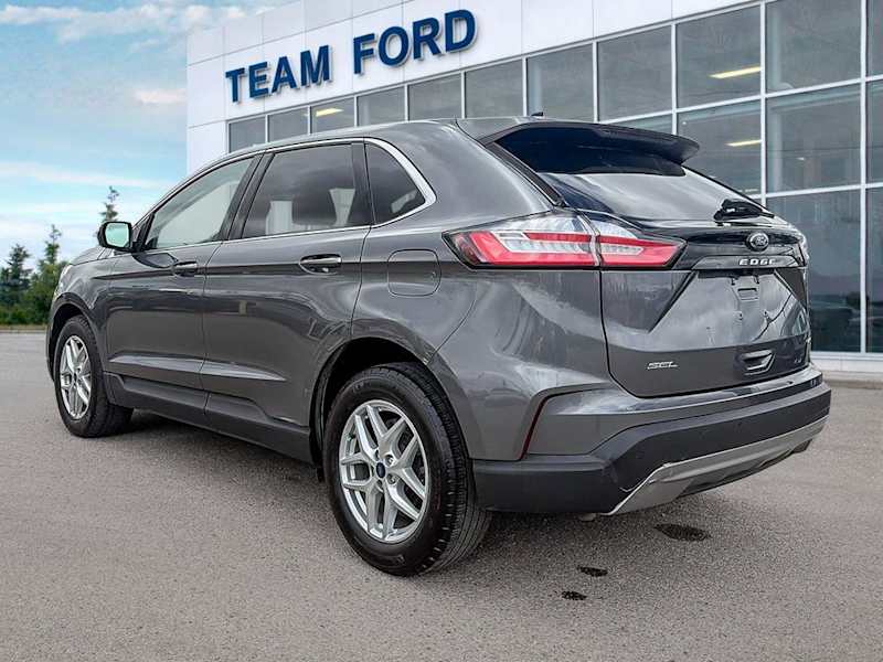 2022 Ford Edge