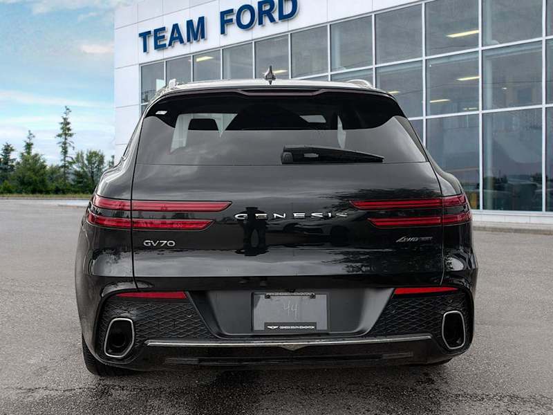 2024 Genesis GV70