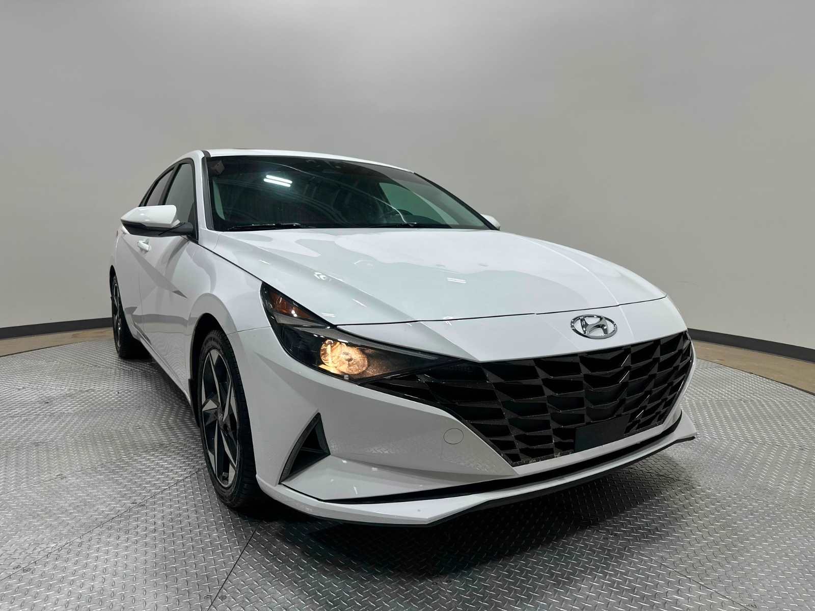 2022 Hyundai Elantra Ultimate