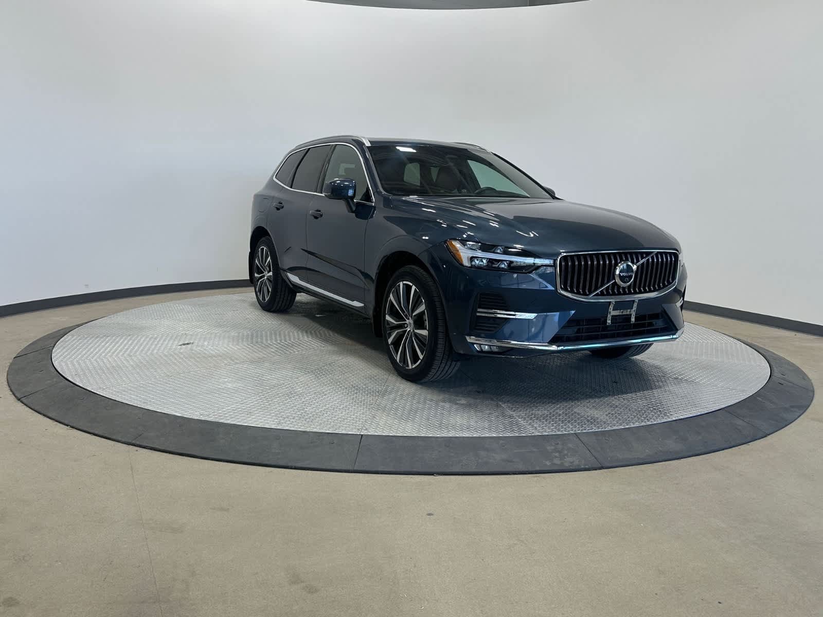 2022 Volvo XC60 Inscription