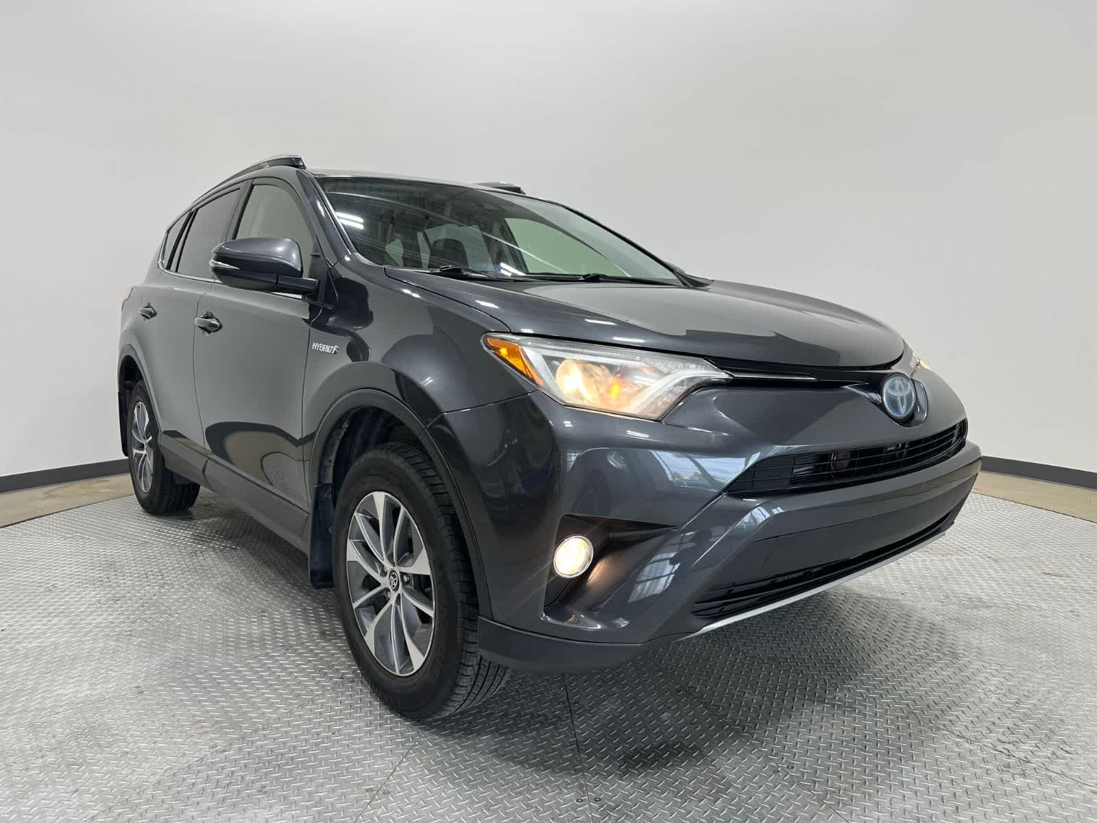 2018 Toyota RAV4 Hybrid LE+
