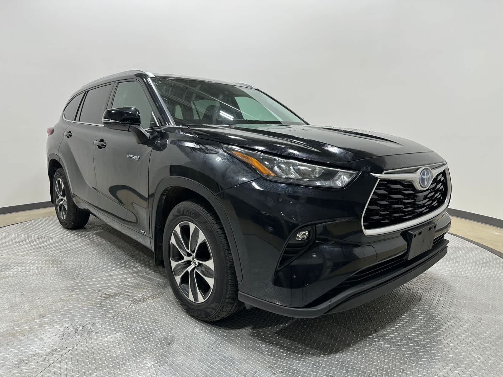 2020 Toyota Highlander Hybrid XLE