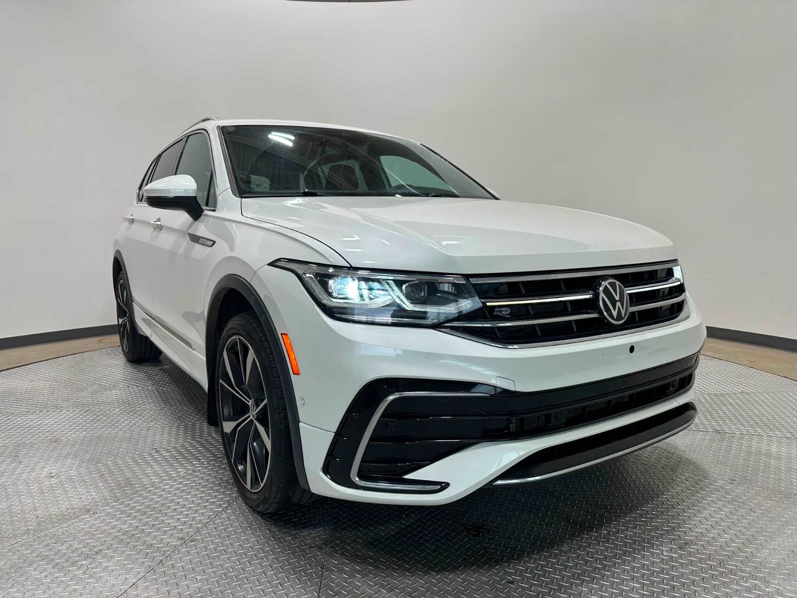 2022 Volkswagen Tiguan Highline R-Line