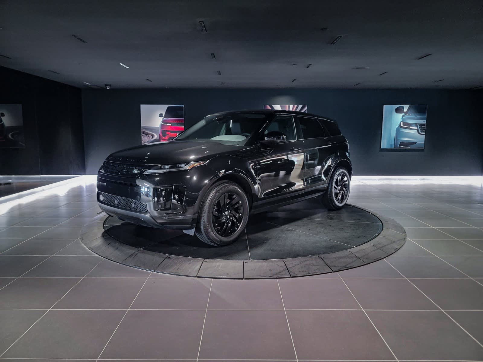 2026 Land Rover Range Rover Evoque S