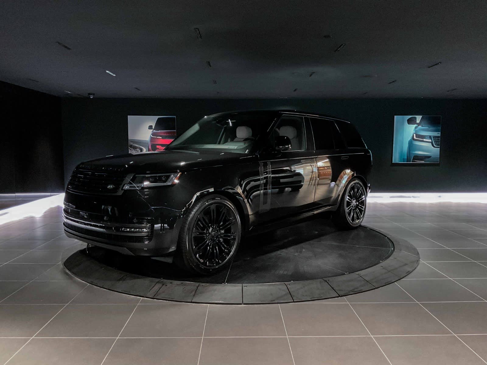 2026 Land Rover Range Rover SE
