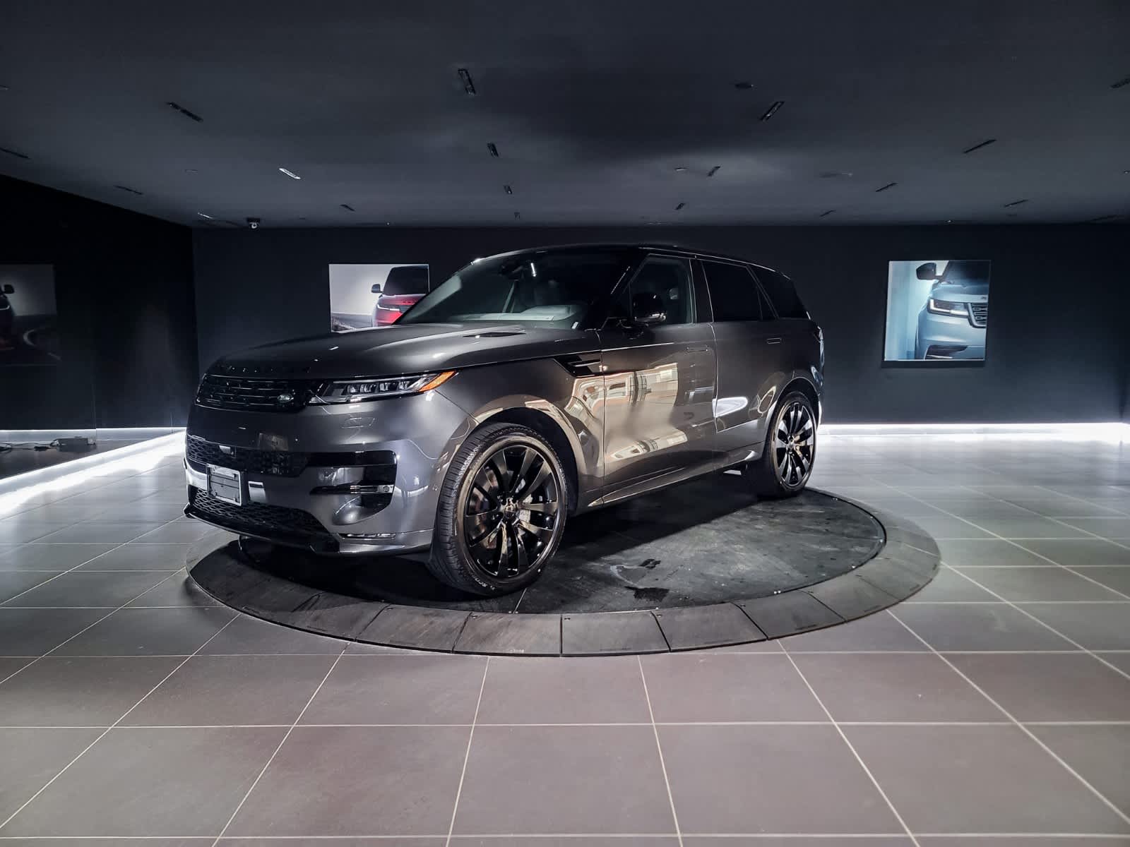 2026 Land Rover Range Rover Sport Dynamic SE