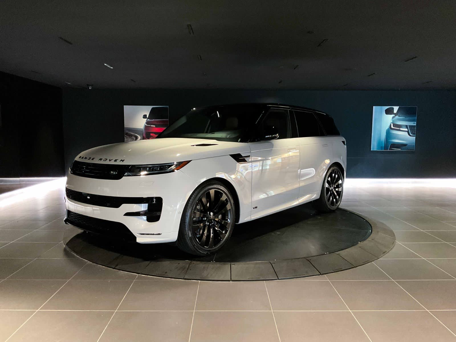 2026 Land Rover Range Rover Sport Dynamic SE