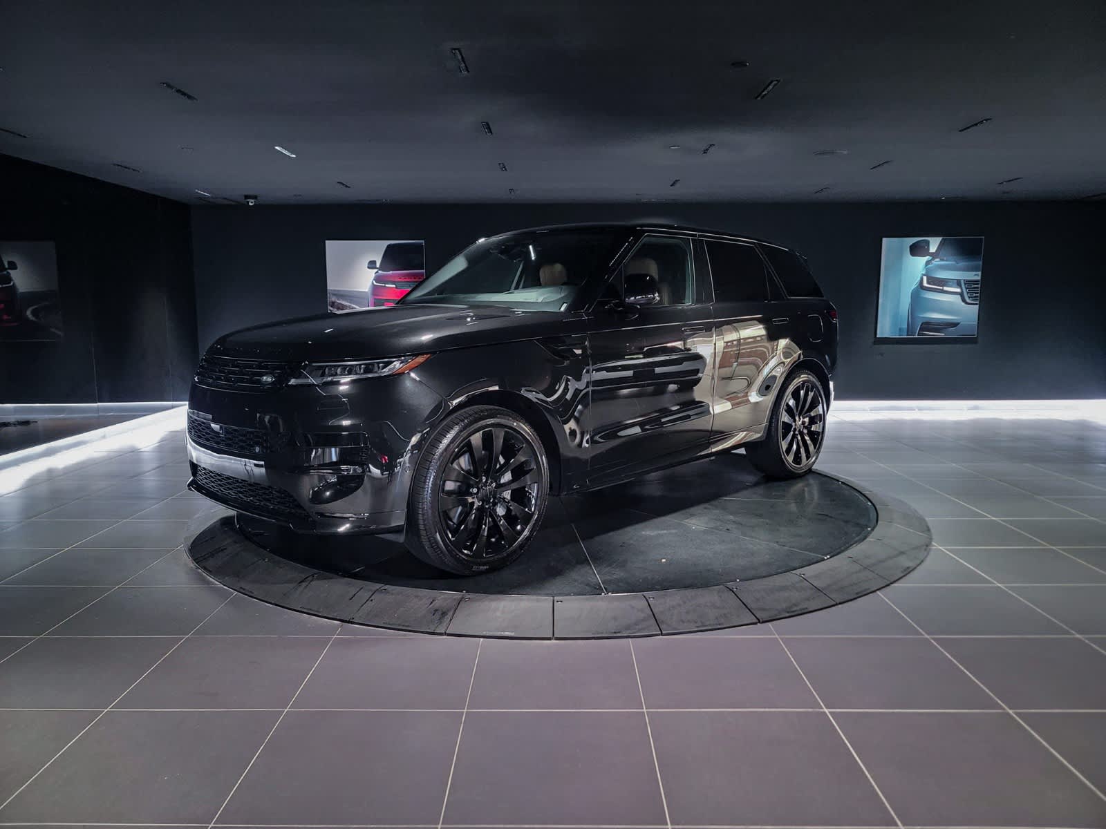 2026 Land Rover Range Rover Sport Dynamic SE
