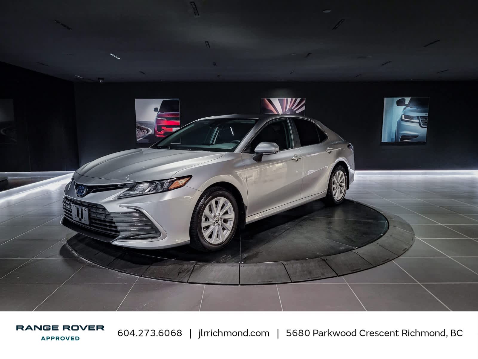 2022 Toyota Camry Hybrid LE