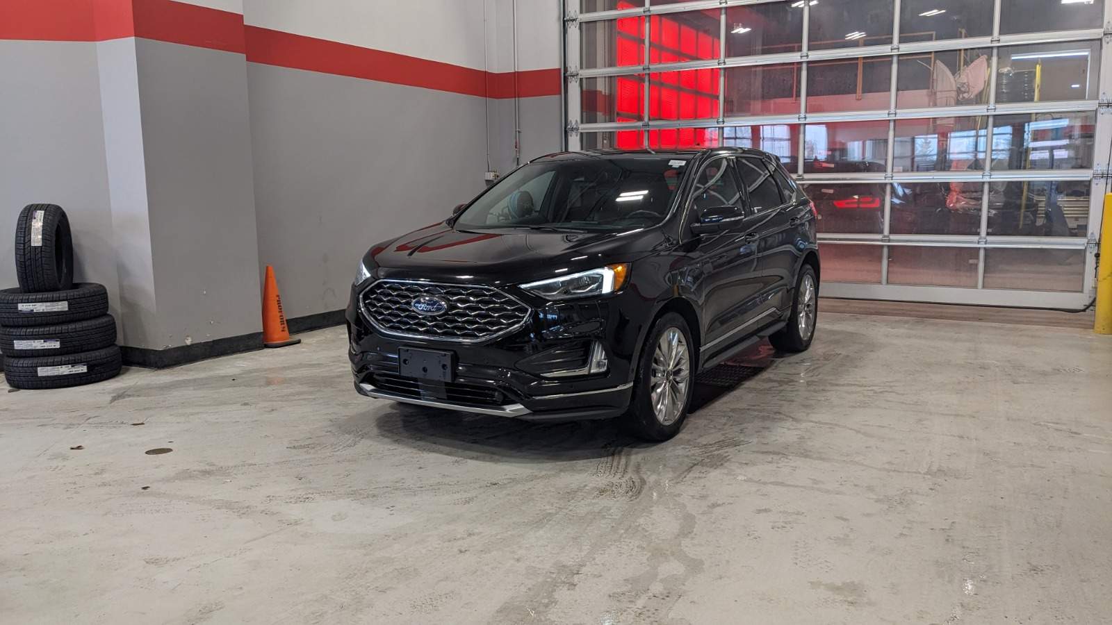 2022 Ford Edge Titanium