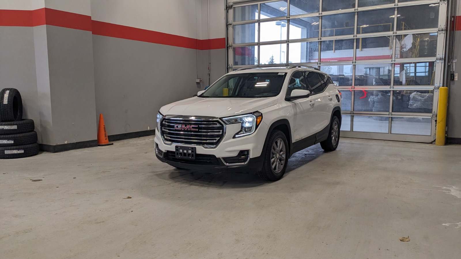2024 GMC Terrain SLT